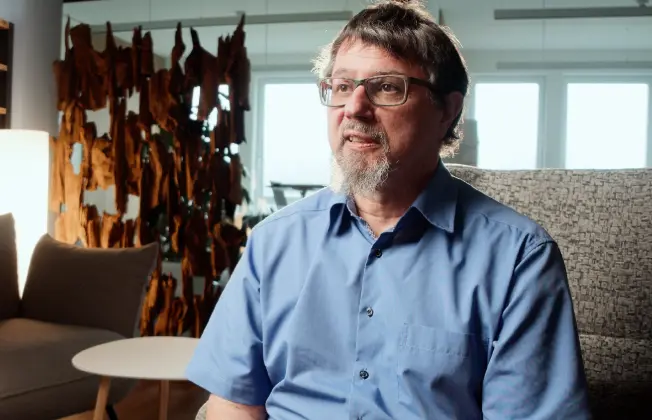 Christoph von Prince in interview.